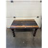 Image 5 : Vintage Turned-Leg Wooden Table