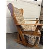 Image 4 : Vintage Glider Rocking Chair with Matching Ottoman