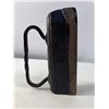 Image 5 : Heavy Cast Iron Laundry Iron with Twisted Handle