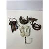 Image 2 : Cast Iron Western & Coastal Lot: Keys, Horseshoes, Flip-Flop Hook & Butterfly Hook