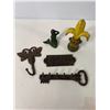 Image 3 : Cast Iron Decorative Lot: Mermaid Figure, Fleur-de-Lis, Dragonfly Hook and Key Rack