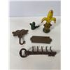 Image 4 : Cast Iron Decorative Lot: Mermaid Figure, Fleur-de-Lis, Dragonfly Hook and Key Rack