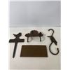 Image 5 : Cast Iron Decorative Lot: Sun Face Hook, Bird Hooks, and Telephone Sign
