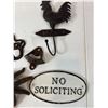 Image 6 : Cast Iron Lot: Crab Figure, Cowboy Hat Rack, Rooster Hook & Pepsi Opener
