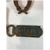 Image 5 : Cast Iron Western & Novelty Lot: Cowboy Ring, Captain Opener, Boot Opener, Gator & Horse