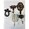 Image 3 : Mixed Cast Iron Hooks and Wall Decor