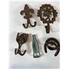 Image 2 : Fleur-de-Lis and Western Cast Iron Decor Group