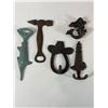 Image 1 : Cast Iron Hooks and Decor Group