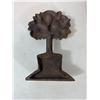 Image 2 : Cast Iron Fruit Topiary Doorstop