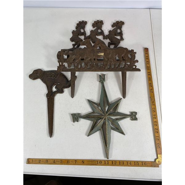 Horse & Riders Cast Iron Yard Stakes with Compass Star
