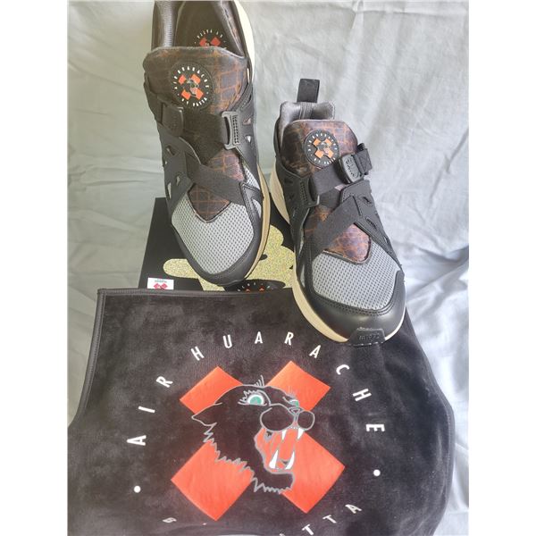 Brand New Nike Air Huarache 1-A