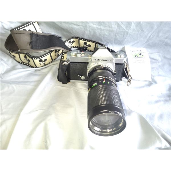 Vintage Nikon Nikkormat & Viviter Zoom Lens 1-A