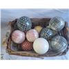 Image 2 : Antique Victorian Carpet Balls 1-A