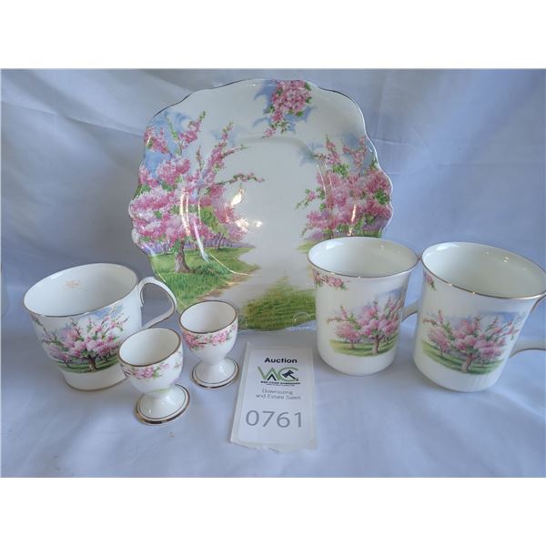 Royal Albert 'Blossom Time' 1-A
