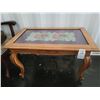 Image 2 : Coffee Table with Glass Insert 4-C