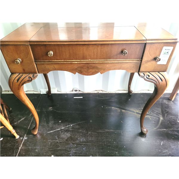 Antique Desk 4-C