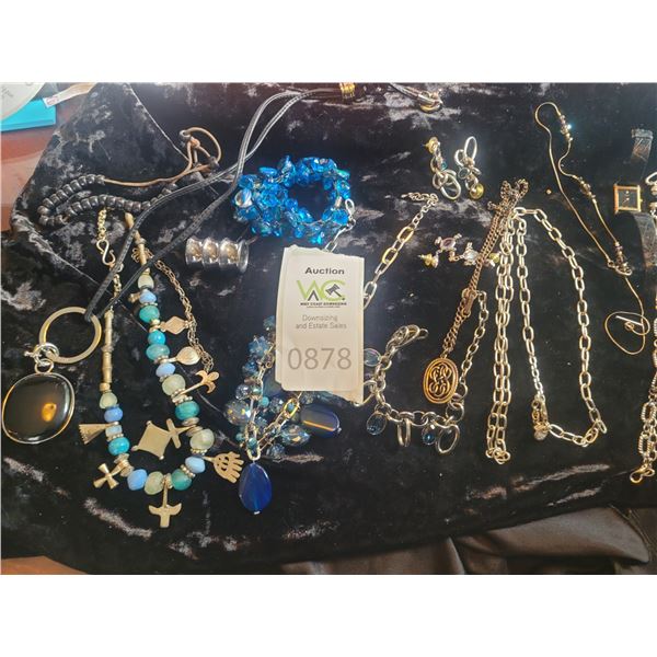 Dyrberg Kern & Costume Jewelry 1-A