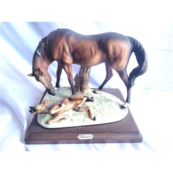 Century Exclusive Mare & Foal 1-A