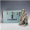 Image 4 : Lladro Porcelain Figurine, Bathing the Girl 1004890