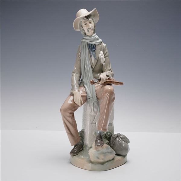 Lladro Porcelain Figurine, Violinist 01004887
