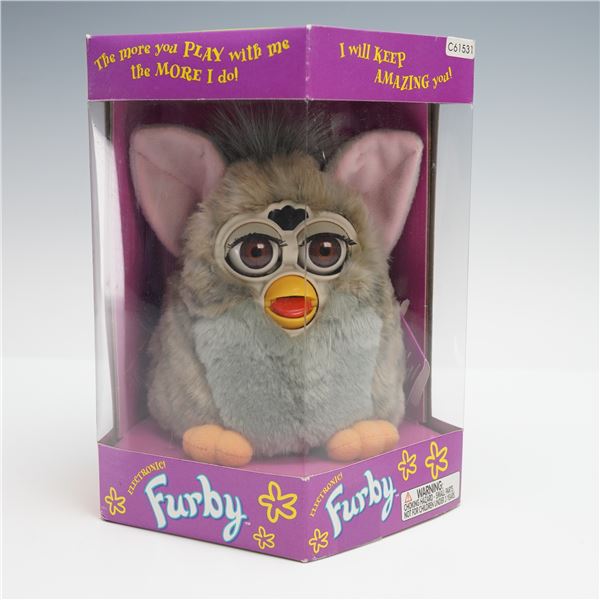 Furby Electronic Toy with Original Box Model 70 800 by Tiger Electronics