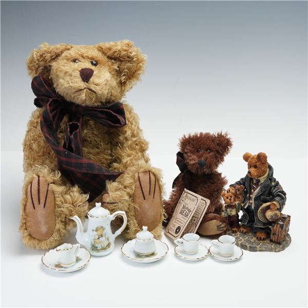 12pc Boyds Collection Mohair Bears, Figurine & Hummel Tea Set