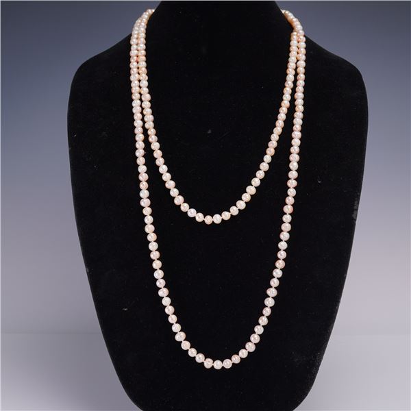 Single Strand Faux Pearl Necklace Subtle Pink Hue