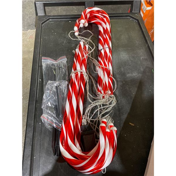 Outdoor Candy Cane Pathway Lights with Red and White Striping