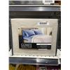 Image 2 : Comfy Bamboo World Queen Sheet Size 840 Gold Series Set – Grey