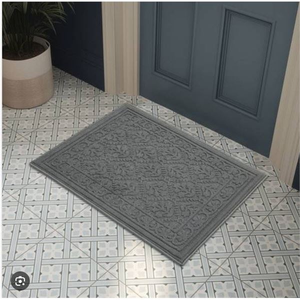 Laura Ashley Accent Rug – 36 x 47 in (91 x 119 cm) – Gray