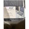 Image 3 : Laura Ashley Accent Rug – 36 x 47 in (91 x 119 cm) – Gray