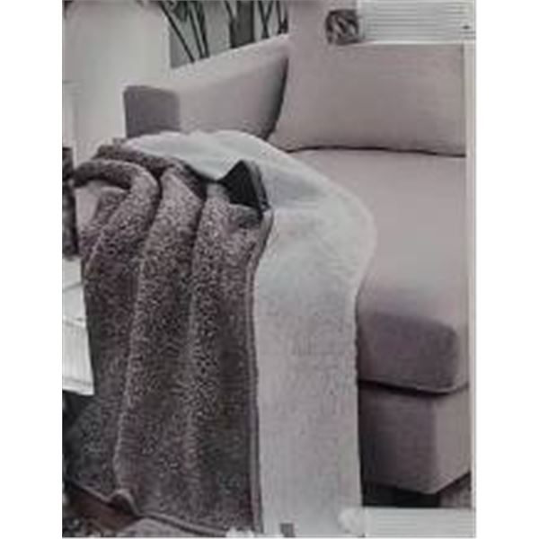 Koolaburra by UGG Throw, 127 cm x 177 cm