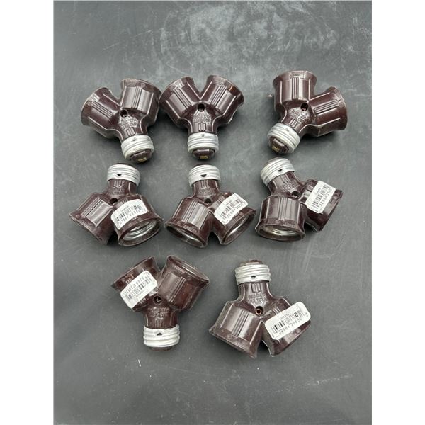 Lot of 7 Cooper 600-Watt Maximum Light Bulb Socket Adapters