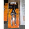 Image 2 : Fiskars UltraSharp Pruner with Steel Blades