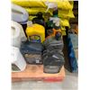 Image 2 : MIXED Automotive Fluids and Cleaners in Assorted Containers