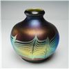Image 2 : Tiffany Studios Favrile Iridescent Glass Vase w/ Etched L.C.T. Signature