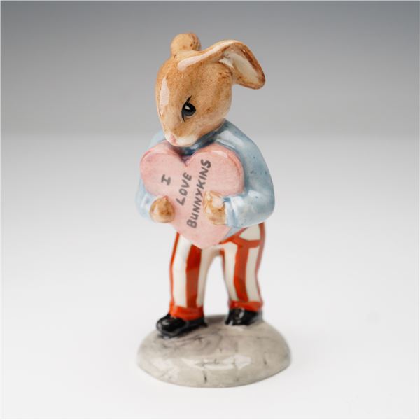 Royal Doulton Bunnykins Prototype Colorway, Sweetheart I Love You DB174