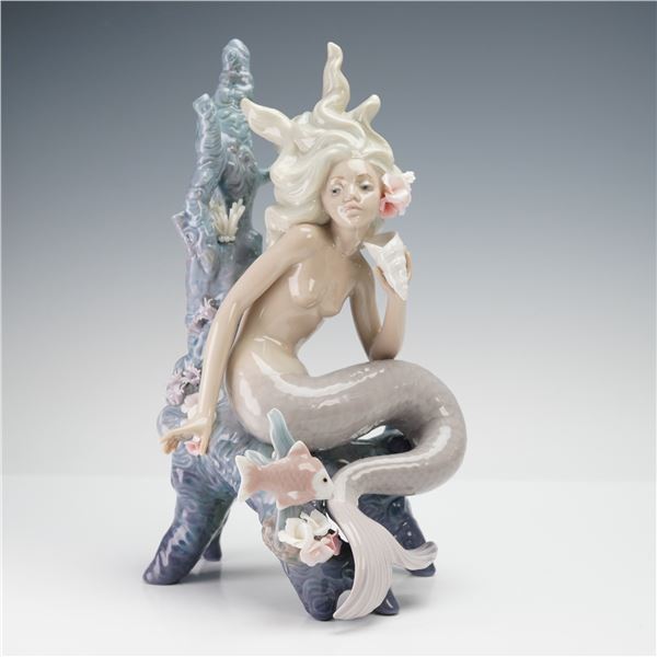 Lladro Porcelain Figurine, Ocean Beauty 1005785
