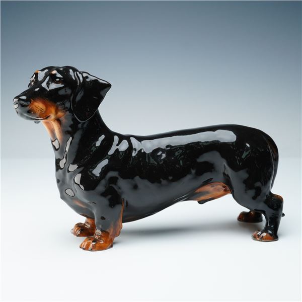 Royal Doulton Animal Figurine, Dachshund Ch. Shrewd Saint HN1127