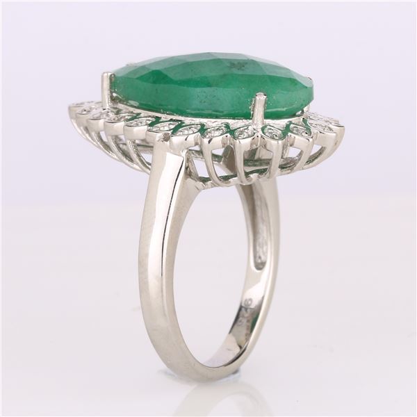 $150 stamped 925 6.10g, 8.50ct dyed emerald & white topaz ring