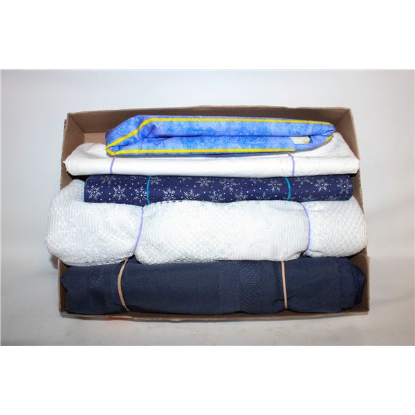 CHRISTMAS BLUE & WHITE LINENS RUNNERS &