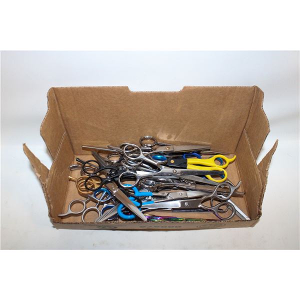 LOT OF 22 PROFESSIONAL STEEL HAIR CUTTING