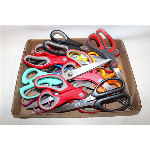 FLAT OF 15 TAILOR/SEWING SCISSORS