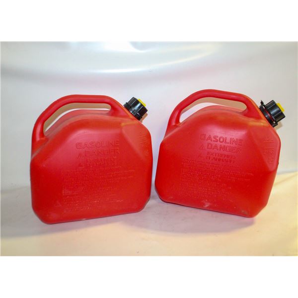 LOT OF RED FUEL CANS