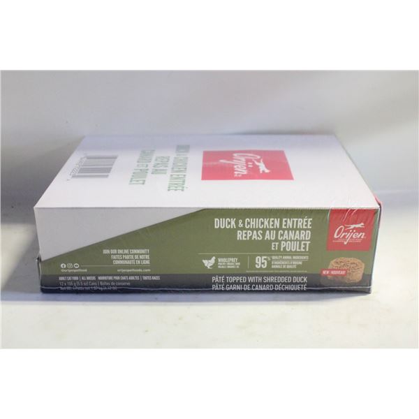 CASE OF 12 CAT FOOD DUCK+CHICKEN 155GRAMS