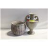 Image 1 : 2 CERAMIC DECOR ITEMS