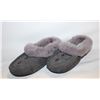 Image 1 : NEW MANITOBA MUKLUKS FAUX FUR HOUSE MOCCASINS
