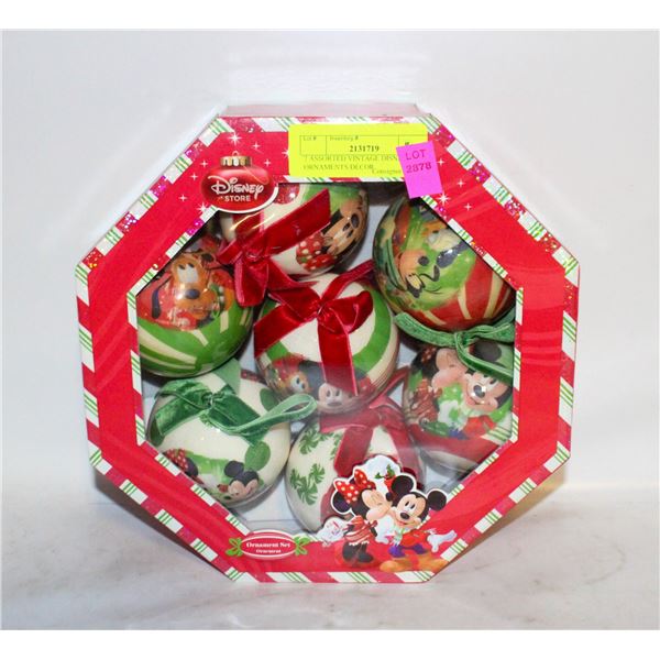 7 ASSORTED VINTAGE DISNEY ORNAMENTS/DÉCOR