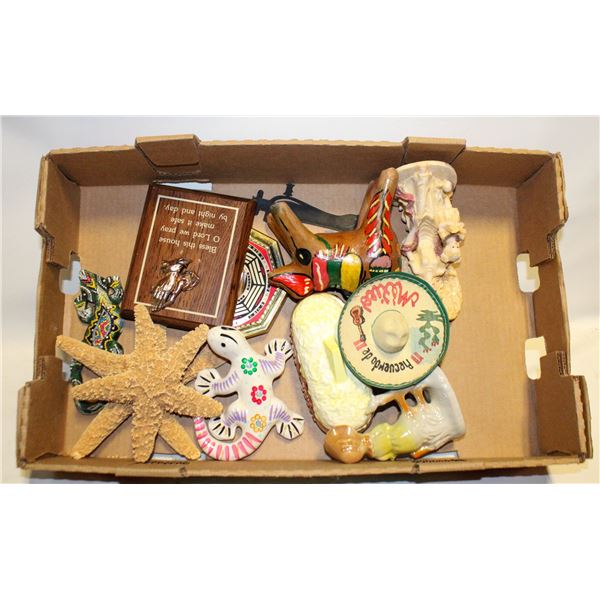 BOX OF VINTAGE COLLECTIBLES