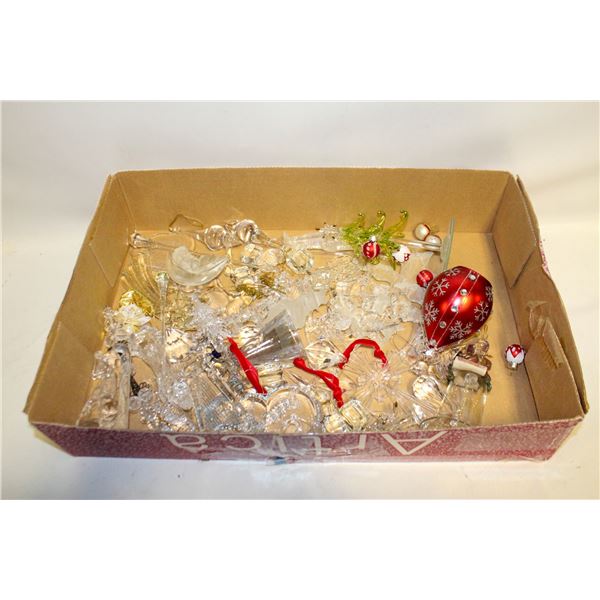 BOX GLASS ORNAMENTS